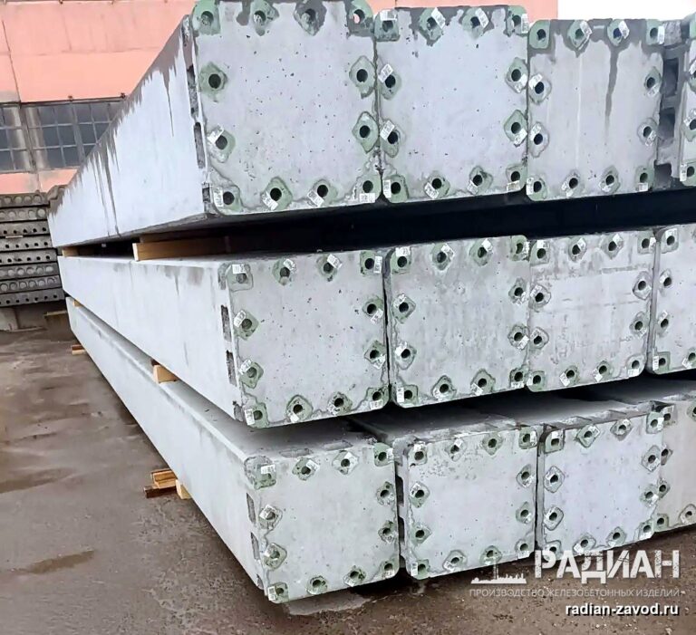 Торцы колонн с закладными для стыков